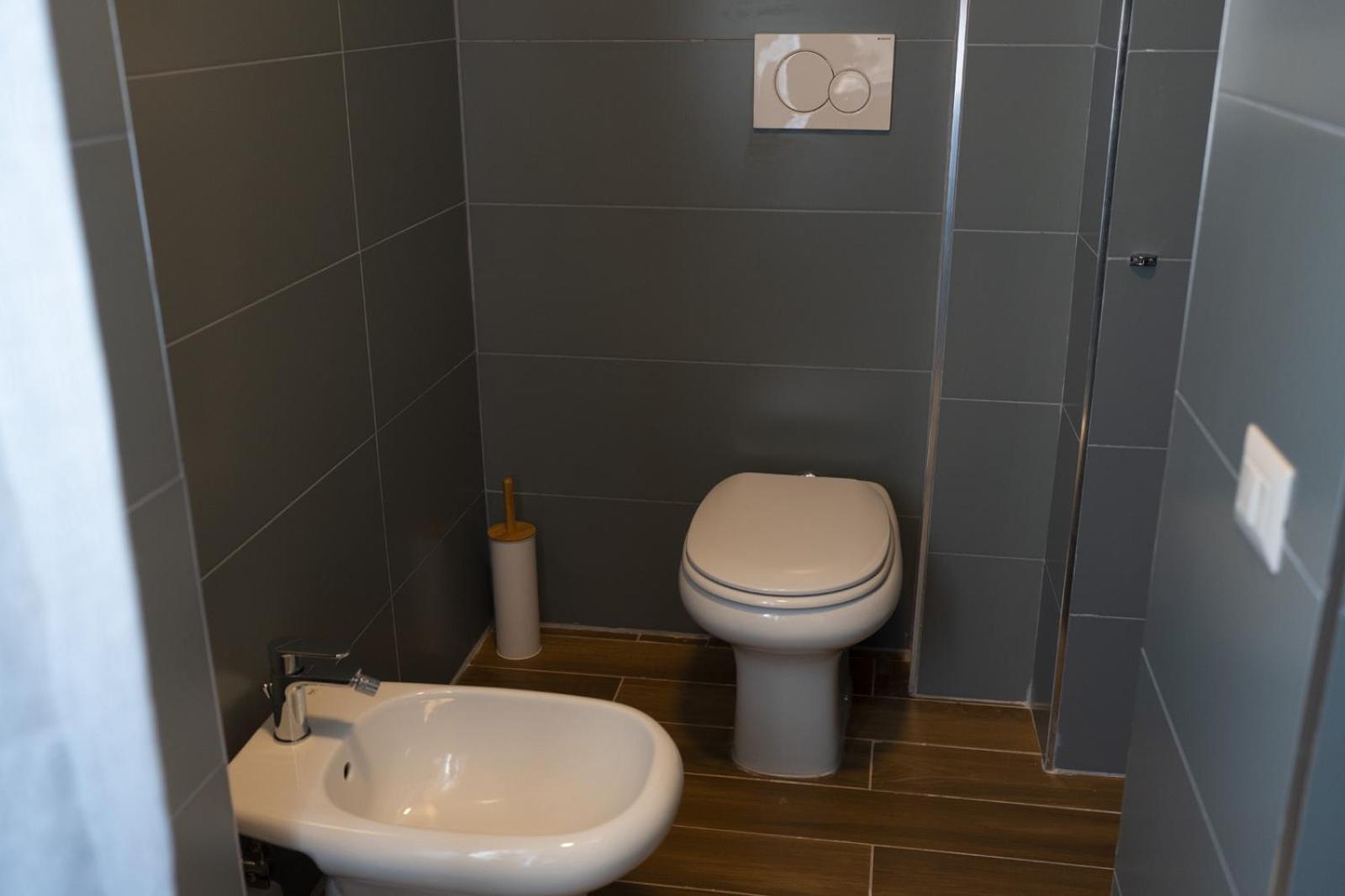 Palazzo Manzoni Apartments Bari Zimmer foto
