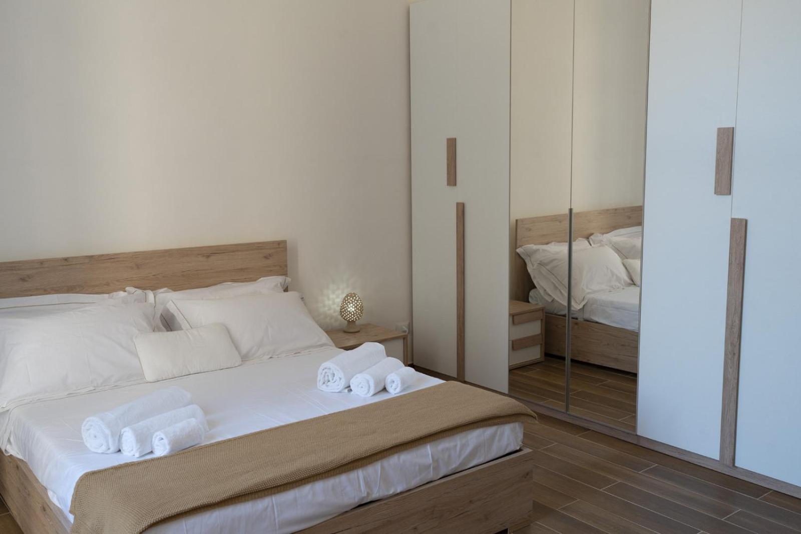 Palazzo Manzoni Apartments Bari Zimmer foto